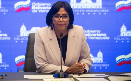 Delcy Rodríguez assume presidência interina da Venezuela após captura de Maduro
