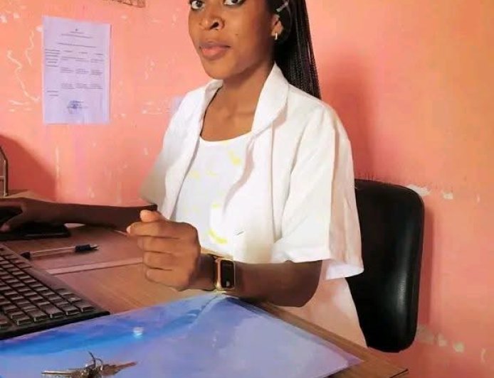 Professora Isabel Zua confirma regresso aos estudos com bolsa interna, mas manifesta desejo por apoio externo