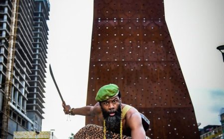 C4 Pedro pousa nas redes sociais mostrando a identidade nacional