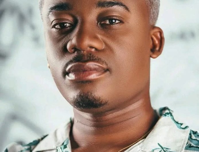 Calou se a voz, permanece o legado: Dj Rander