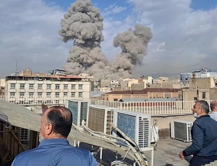 Ataque coordenado de EUA e Israel atinge alvos no Irão, Teerão responde com mísseis e drones