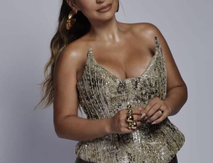 "Susto em Dubai: Simone Mendes relata experiência de quase-victima de ataque a hotel de luxo"